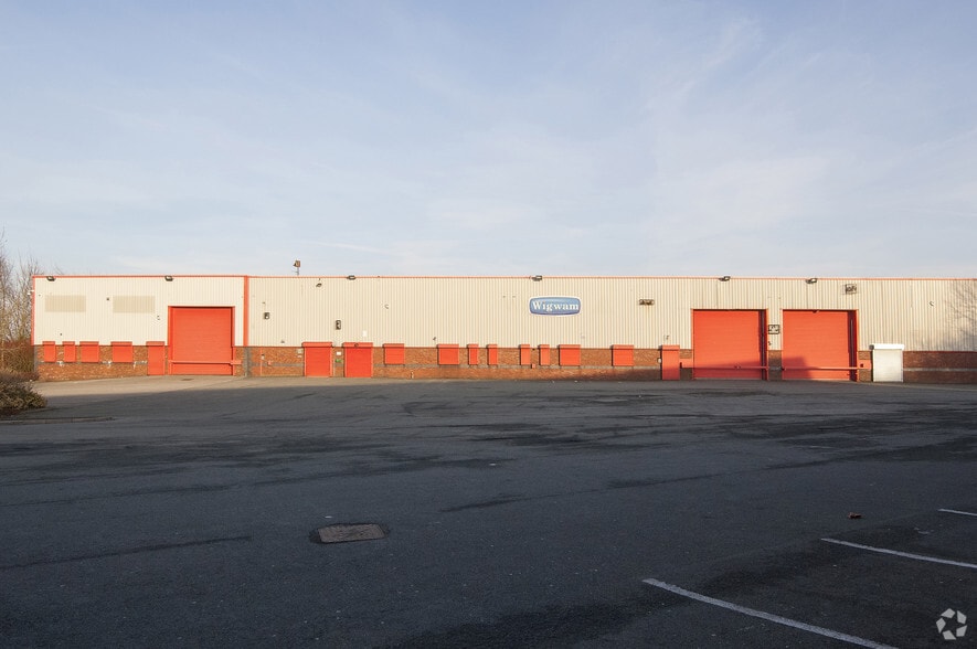 Phoenix Close, Heywood for sale - Building Photo - Image 2 of 6