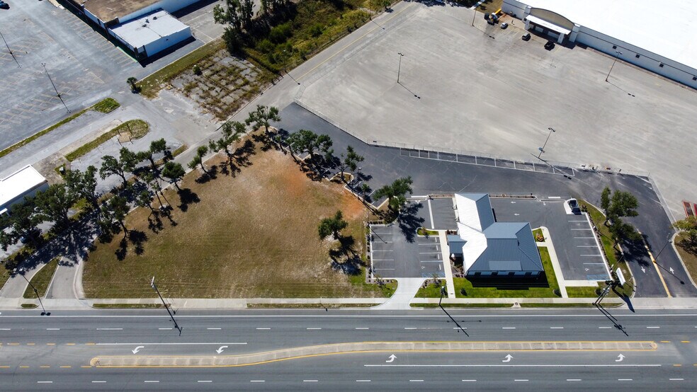 2029 Byron Butler Pkwy, Perry, FL à vendre - Photo du bâtiment - Image 3 de 4