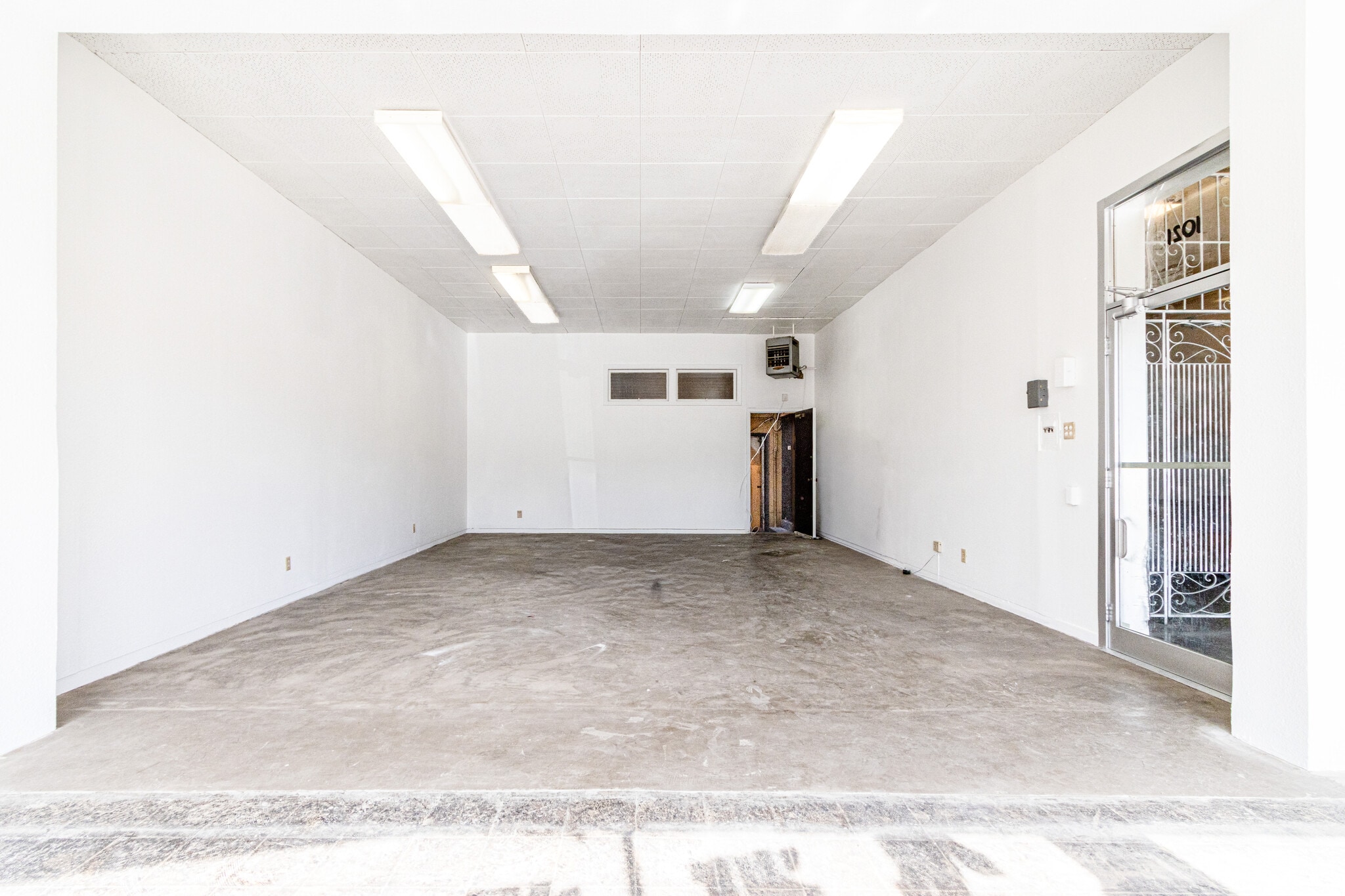 1021-1029 Geneva Ave, San Francisco, CA for lease Interior Photo- Image 1 of 8
