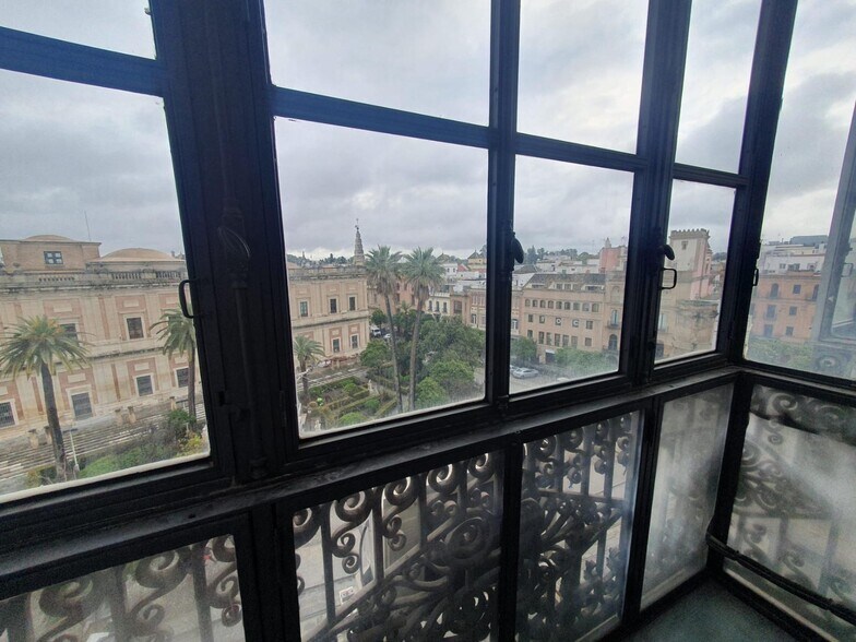 Avenida la Constitución, 36, SEVILLA, Sevilla à louer - Photo du bâtiment - Image 3 de 16