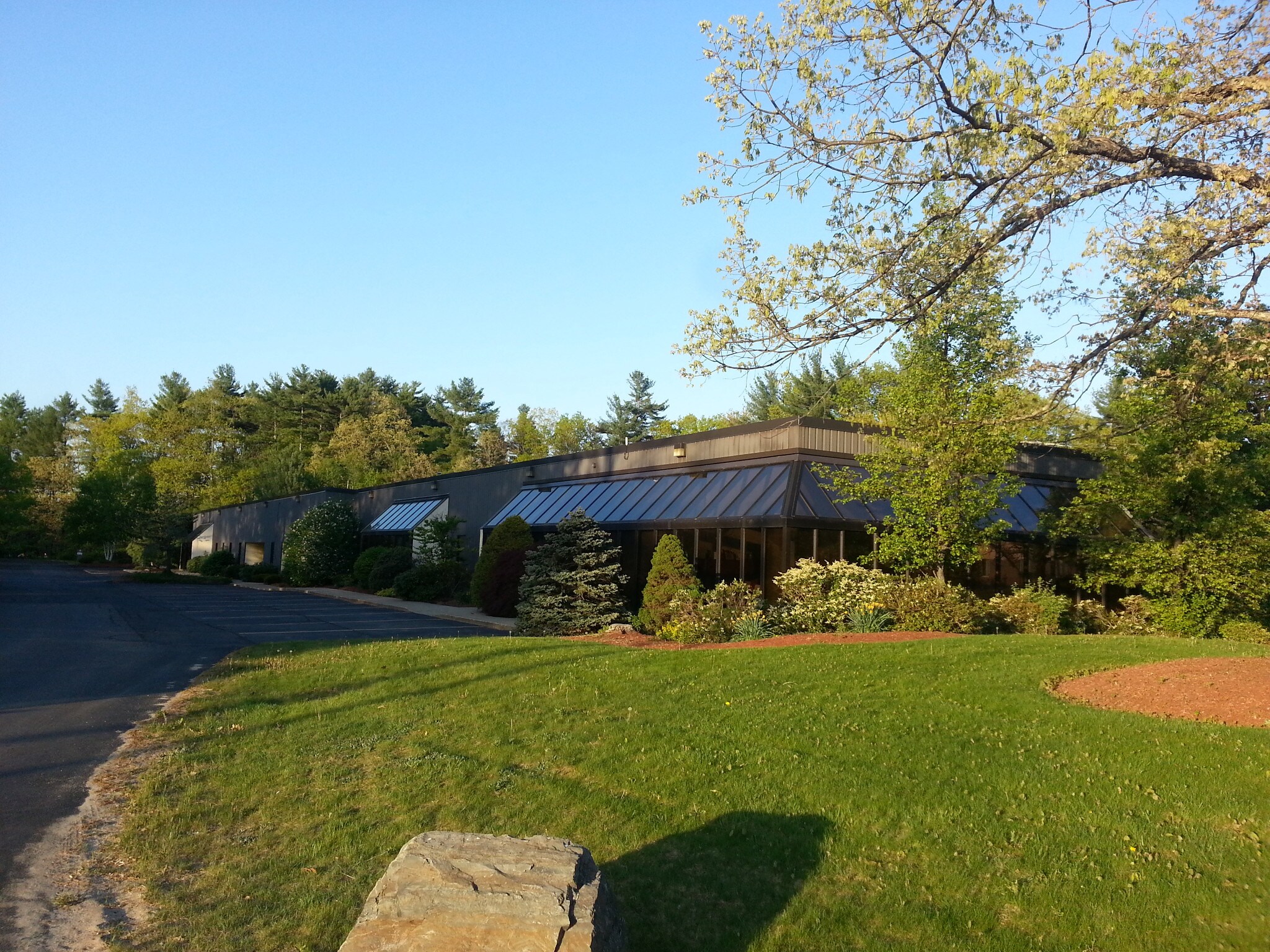 17 Clinton Dr, Hollis, NH à vendre Photo du bâtiment- Image 1 de 1