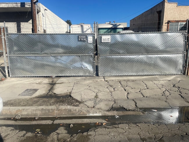 More details for 7012 Deering Ave, Canoga Park, CA - Land for Sale
