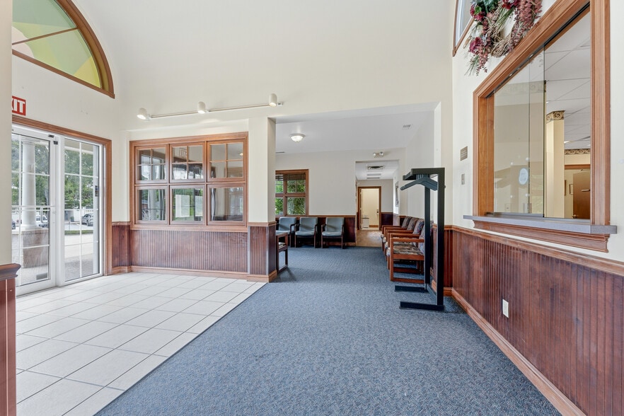 1703 Locust Ave, Fairmont, WV for sale - Building Photo - Image 3 of 56
