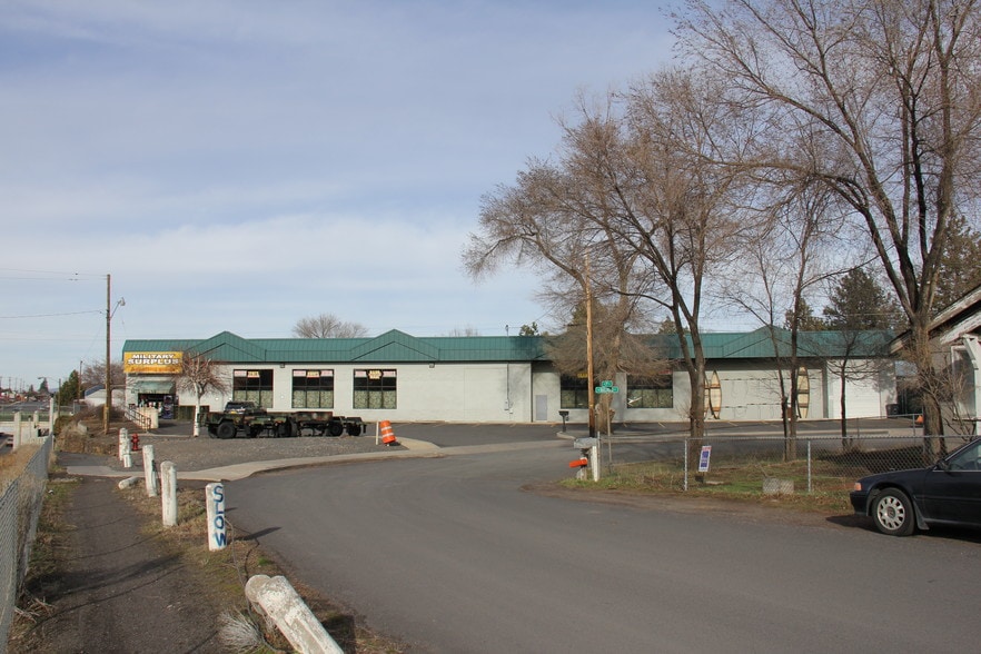 310 SE Railroad St, Bend, OR for lease - Primary Photo - Image 1 of 21