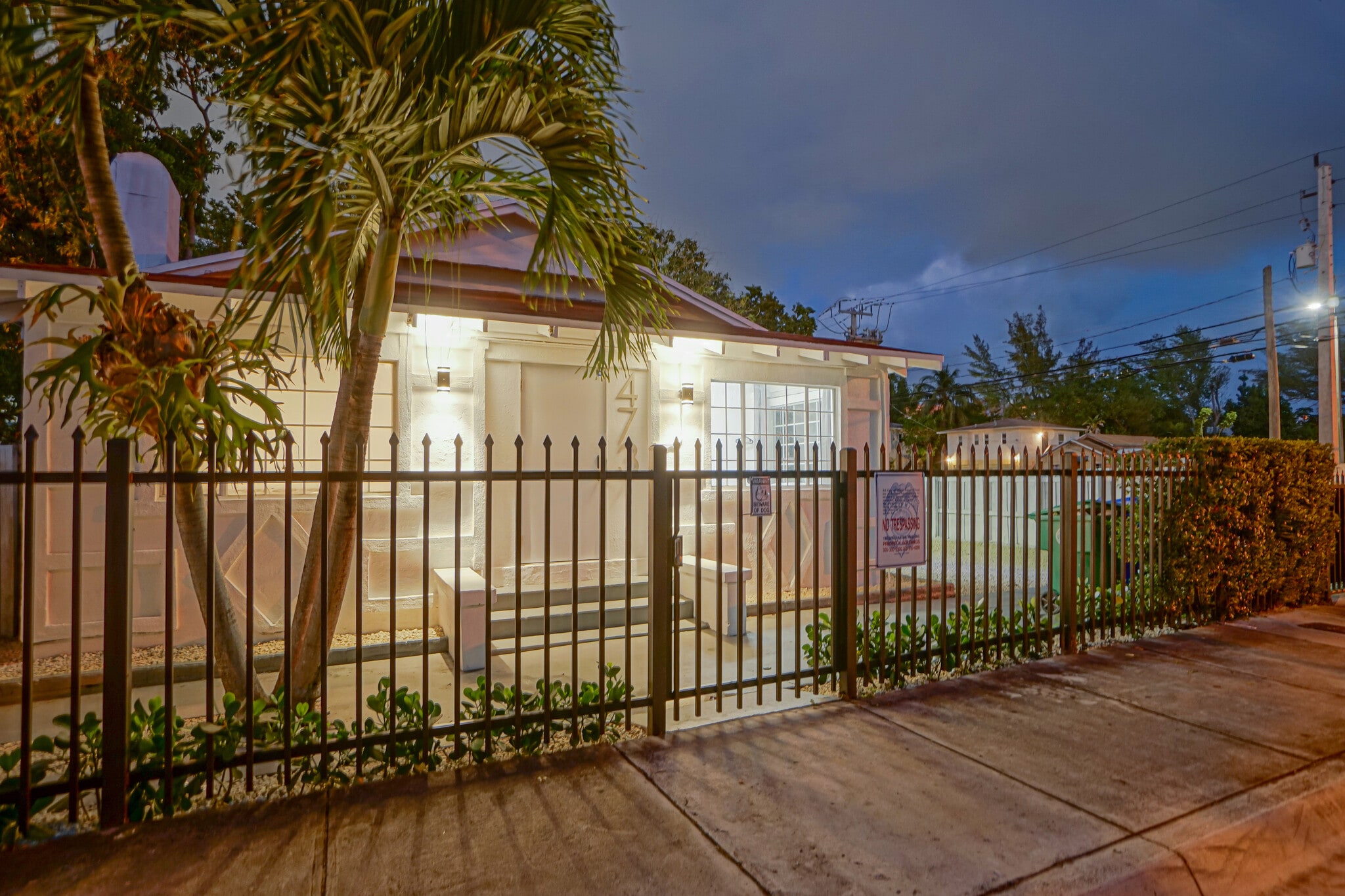 High-Yield Short-Term Rental Package portfolio of 2 properties for sale on LoopNet.ca Primary Photo- Image 1 of 74