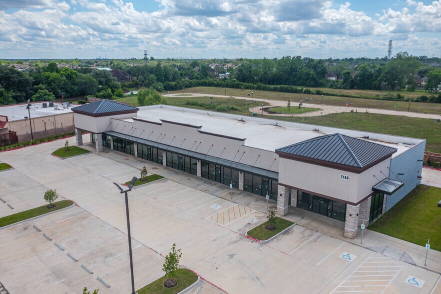 2144 FM 1092 Rd, Missouri City, TX à vendre - Photo du bâtiment - Image 3 de 28