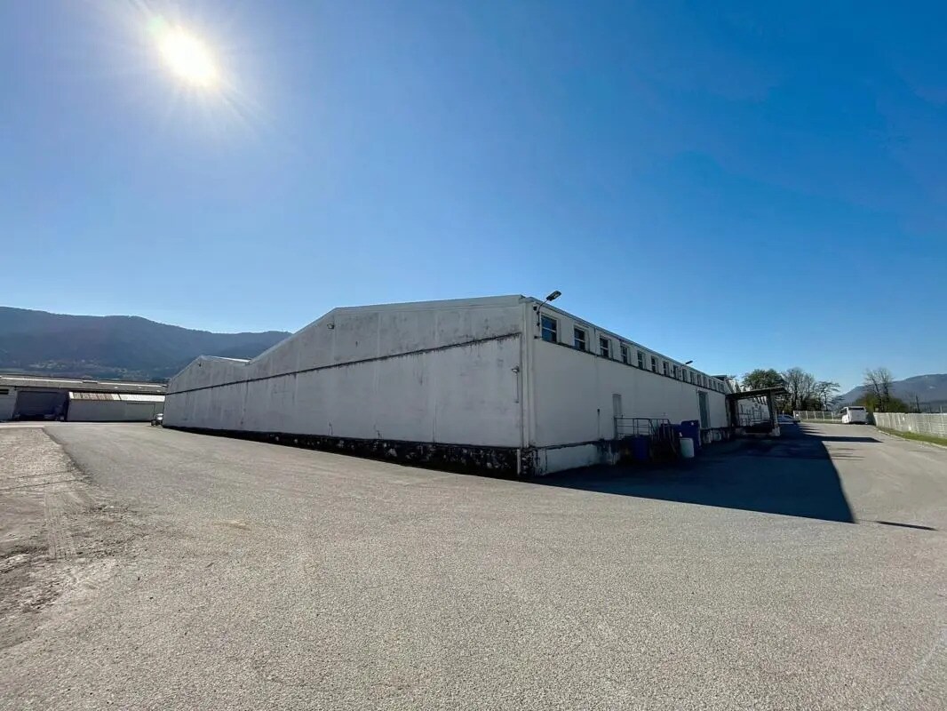 1145 Rue Des Mettanies, Pontcharra for lease Building Photo- Image 1 of 12