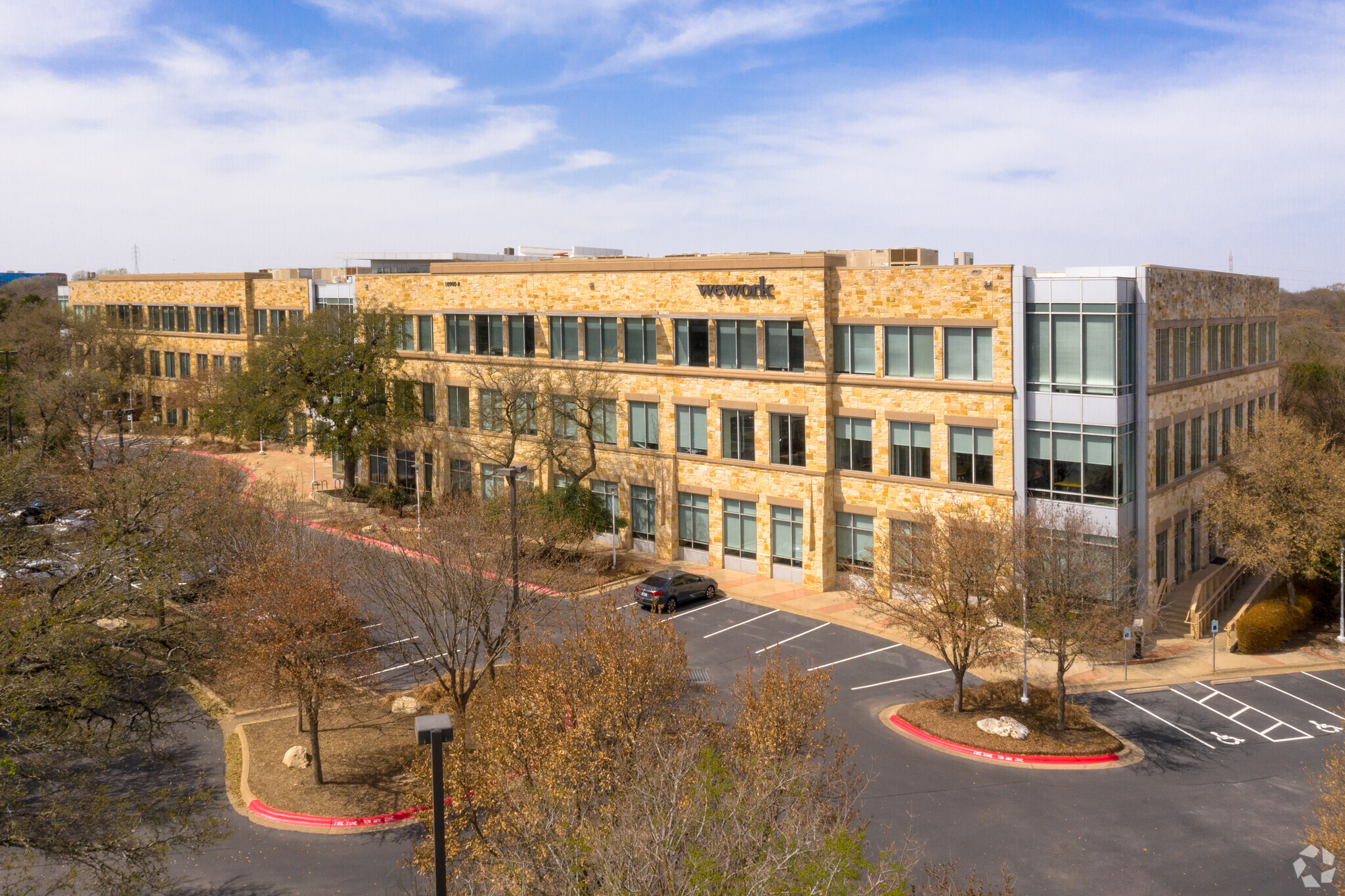 10900 S Stonelake Blvd, Austin, TX à louer Photo du b timent- Image 1 de 7