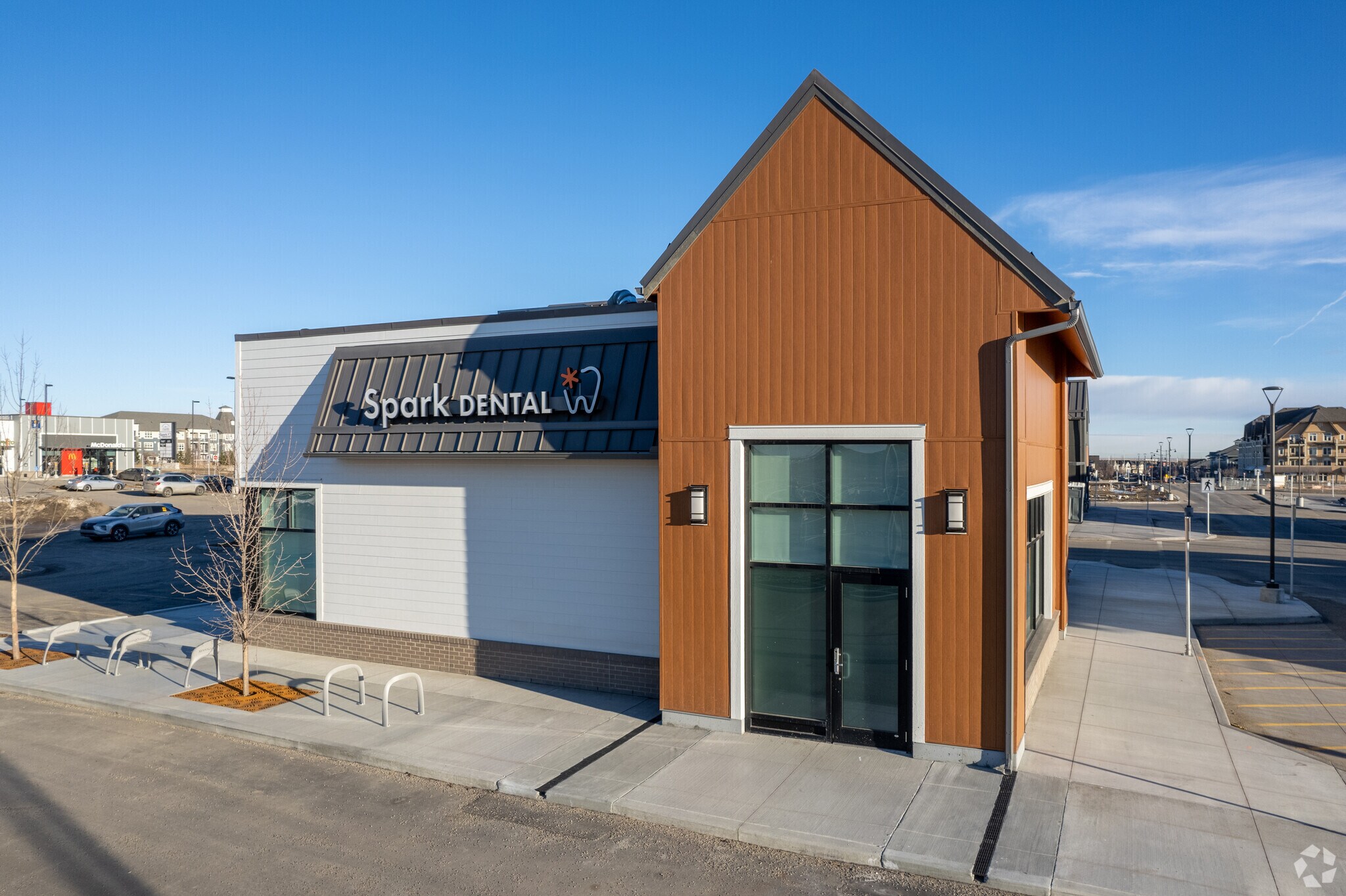 75 Mahogany St SE, Calgary, AB for sale Primary Photo- Image 1 of 1