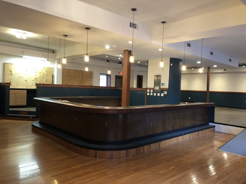 141 Locust St, Columbia, PA for lease - Building Photo - Image 3 of 8