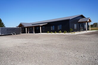 1195 Townline Rd, Ligonier, IN à louer Photo intérieure- Image 2 de 12