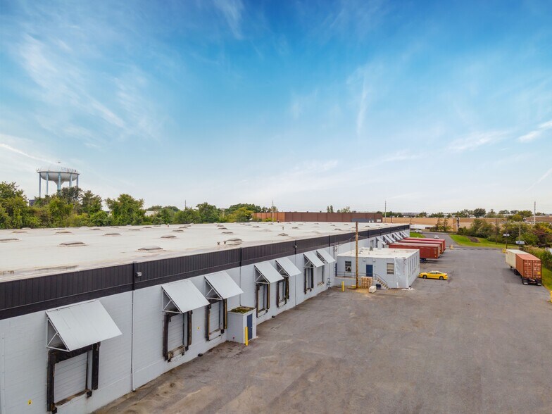 8290 National Hwy, Pennsauken, NJ à louer - Photo du bâtiment - Image 2 de 4