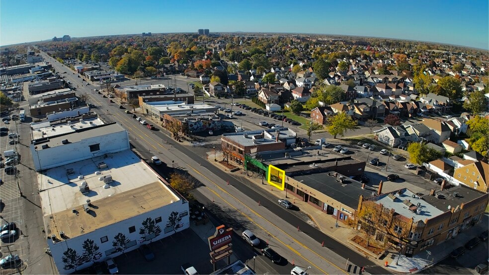 13928 Michigan Ave, Dearborn, MI for lease - Building Photo - Image 2 of 7