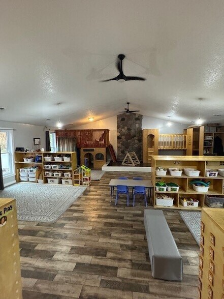 120 W Willis Rd, Saline, MI à vendre - Photo du bâtiment - Image 2 de 31