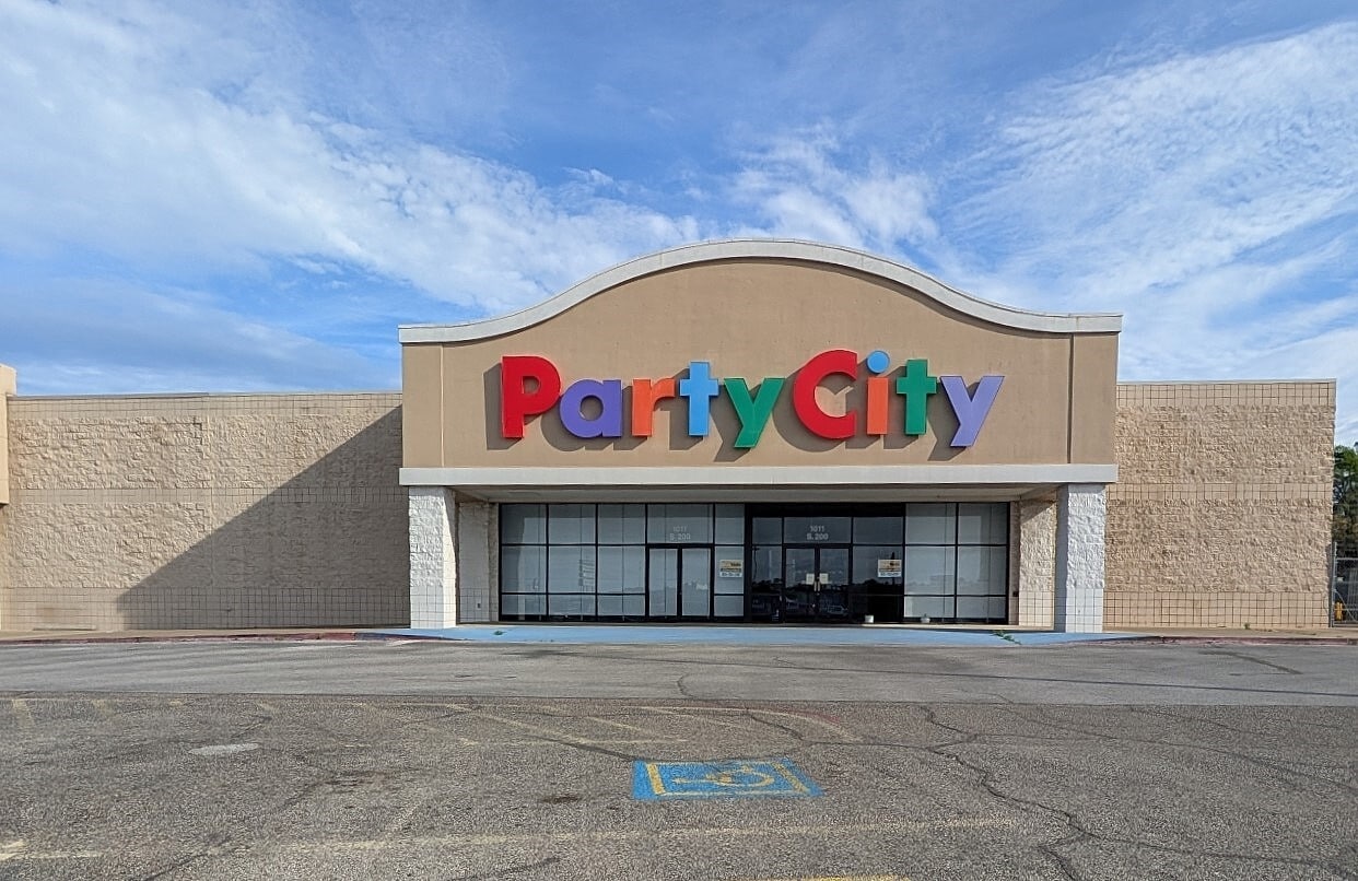 1011-1013 Wal St, Longview, TX for lease Building Photo- Image 1 of 17