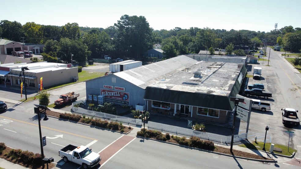 5826-5828 Carolyn St, Hanahan, SC for sale - Building Photo - Image 3 of 6