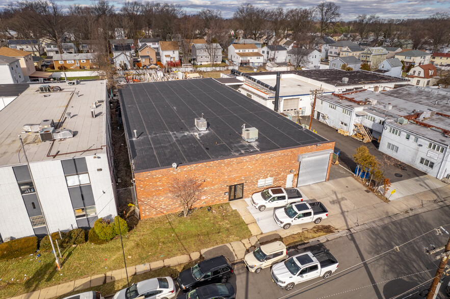 219 E 11th Ave, Roselle, NJ for sale - Building Photo - Image 3 of 5