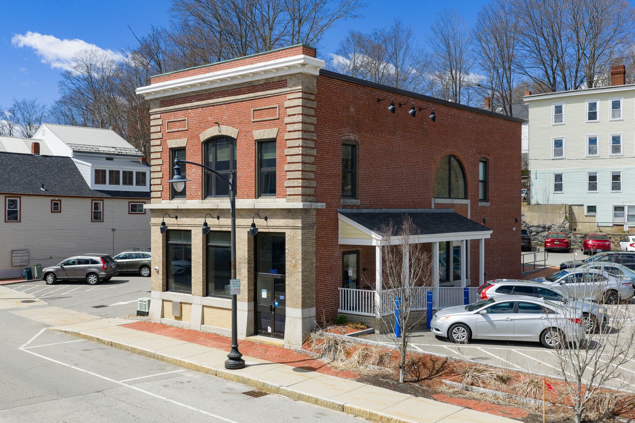 140 Main St, Newmarket, NH à louer Photo du bâtiment- Image 1 de 5