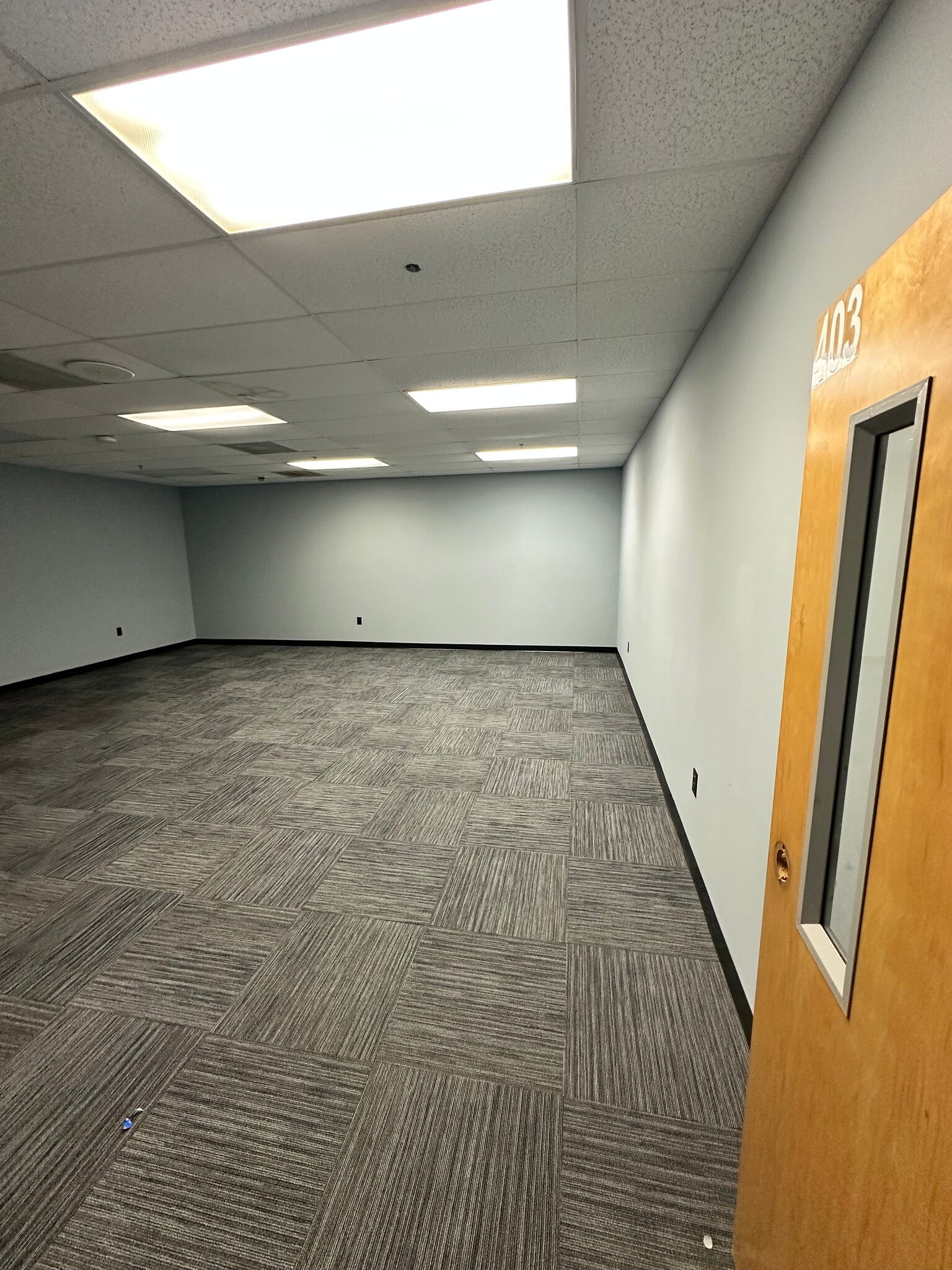 2211-2213 S Military Hwy, Chesapeake, VA for lease Interior Photo- Image 1 of 3