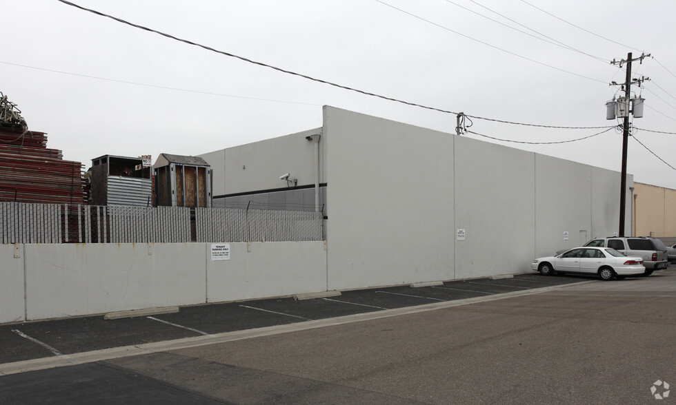 1130 N Armando St, Anaheim, CA for lease - Building Photo - Image 2 of 3