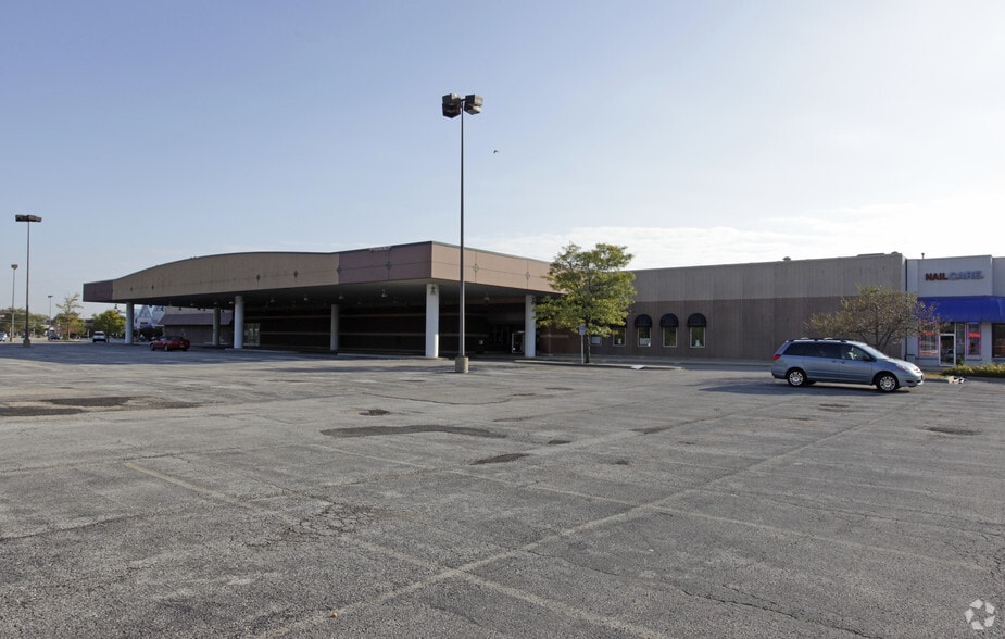 1215-1299 N Rand Rd, Des Plaines, IL for lease - Building Photo - Image 3 of 5