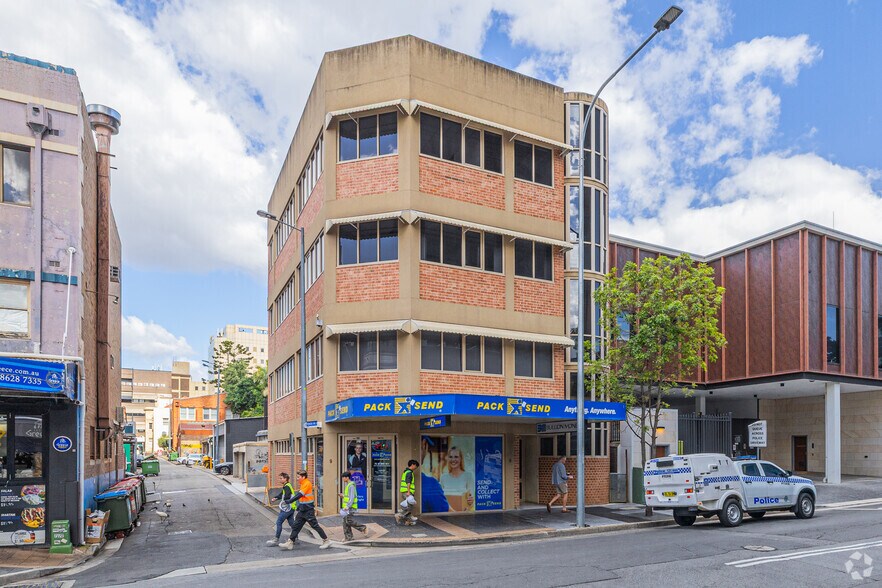 9 Phillip St, Parramatta à louer - Photo du bâtiment - Image 2 de 8