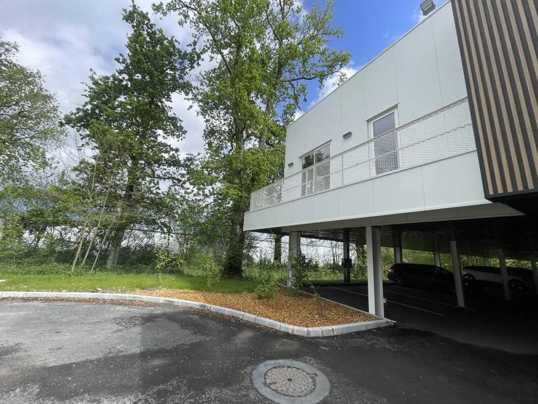 Bureau dans Bruges à louer Photo du bâtiment- Image 1 de 14