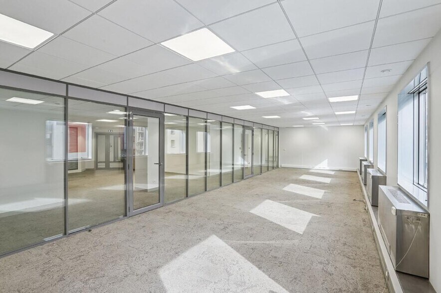 235 Cours Lafayette, Lyon for sale - Interior Photo - Image 3 of 10