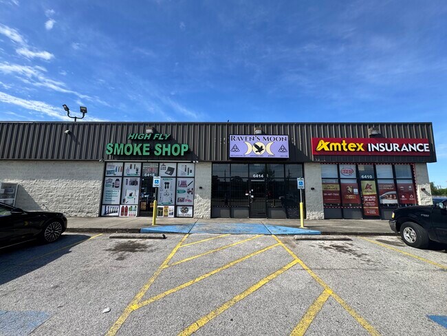 Plus de détails pour 6410-6422 Spencer Hwy, Pasadena, TX - Commerce de détail à louer