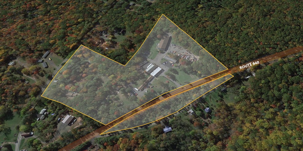 6315 Paradise Valley Rd, Mount Pocono, PA à vendre - Photo du bâtiment - Image 3 de 10