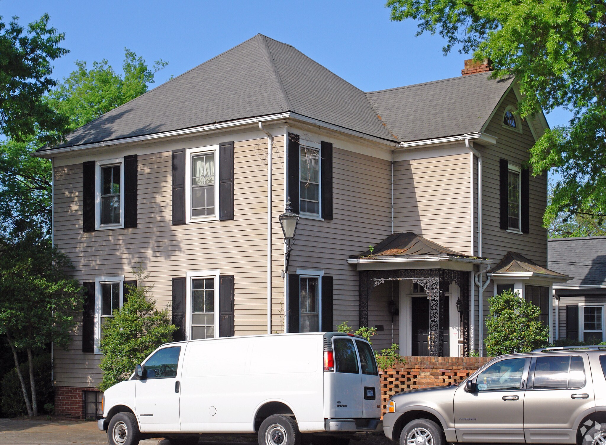 715 W Morgan St, Raleigh, NC for sale Primary Photo- Image 1 of 7