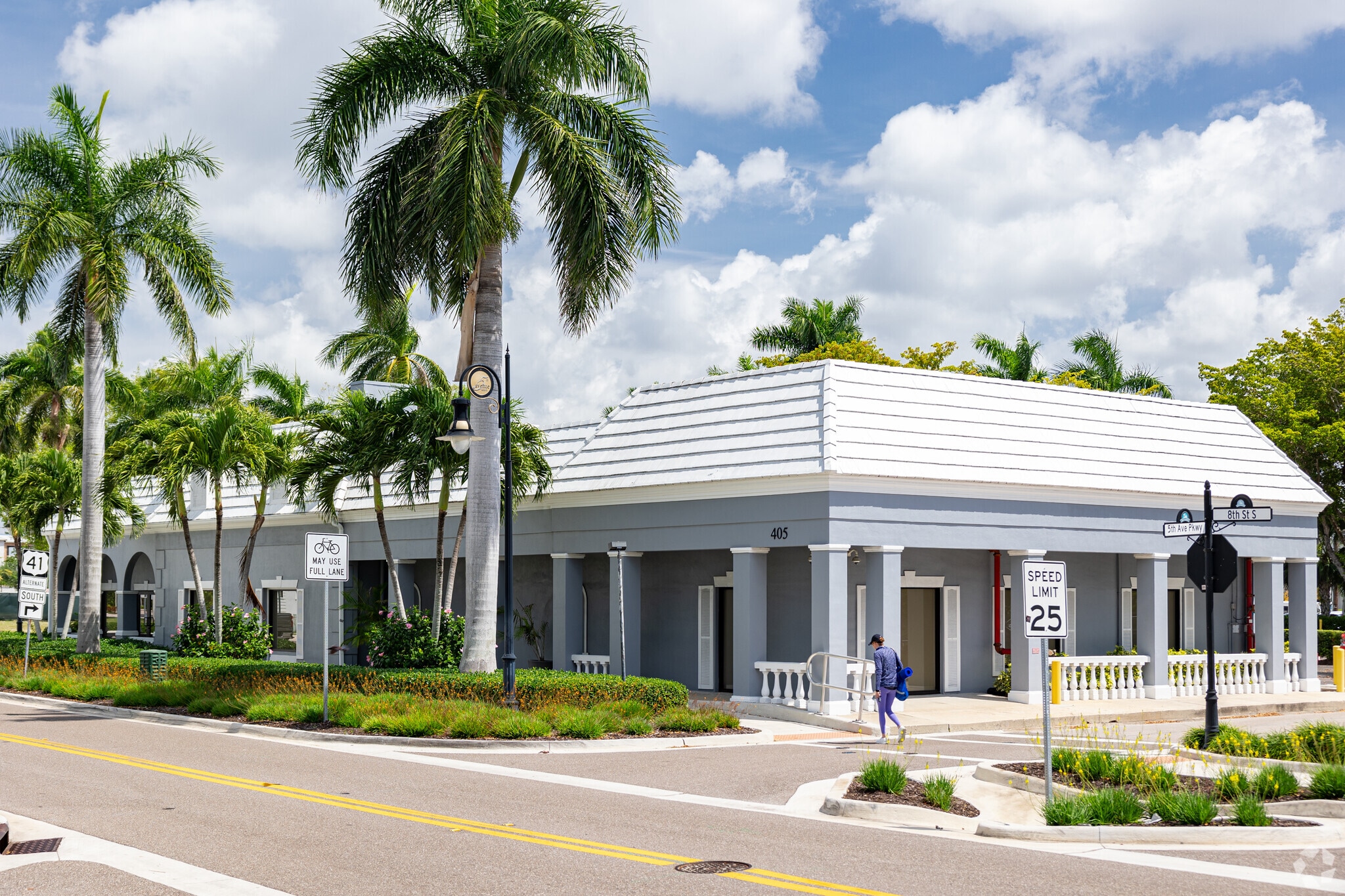405-445 8th St S, Naples, FL for lease Primary Photo- Image 1 of 16