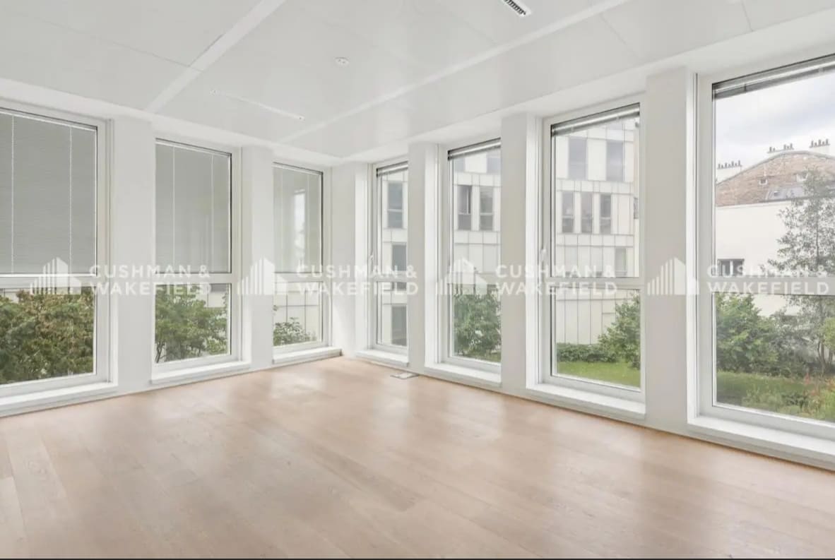 9-11 Rue De L'Est, Boulogne-Billancourt for lease Interior Photo- Image 1 of 4