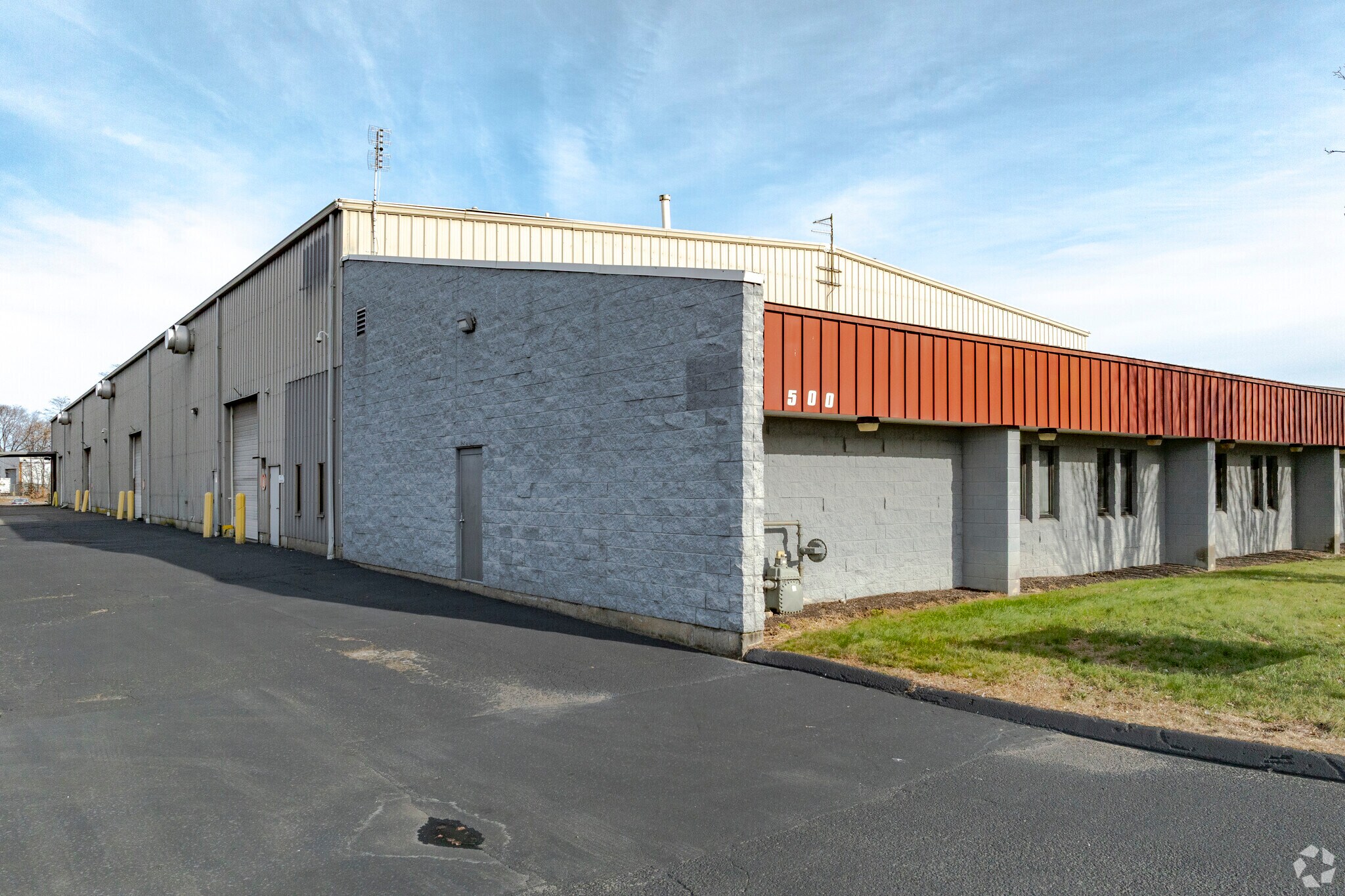 500 Lordship Blvd, Stratford, CT for lease Primary Photo- Image 1 of 5