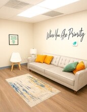 3030 W Clearwater Ave, Kennewick, WA à louer Photo intérieure- Image 1 de 15