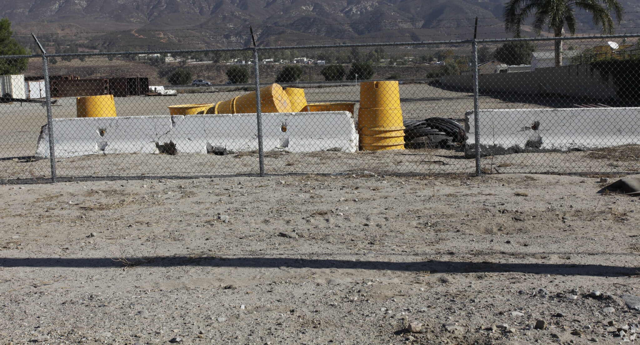 19544 Kendall Dr, San Bernardino, CA for lease Primary Photo- Image 1 of 3