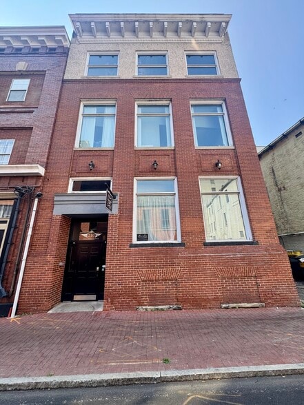 210 Hale St, Charleston, WV for sale - Building Photo - Image 2 of 31