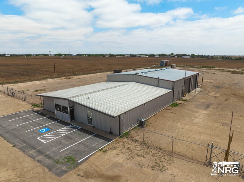 3334 S Service Rd, Stanton, TX à vendre - Photo du bâtiment - Image 3 de 15