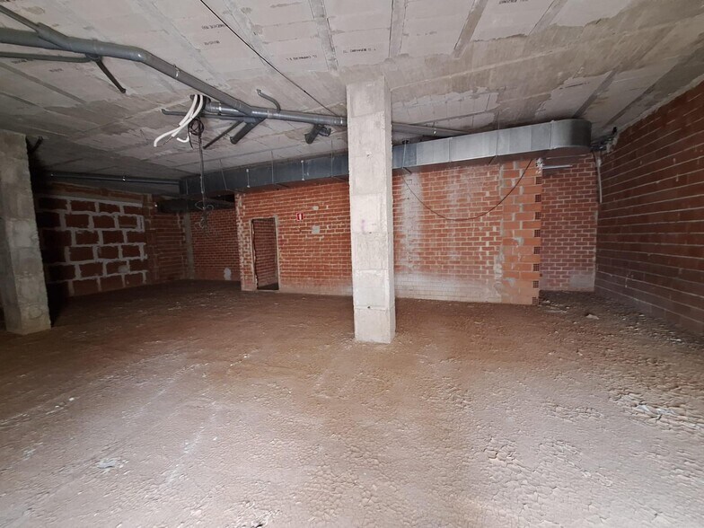 Retail in Algemesí for sale - Building Photo - Image 2 of 5