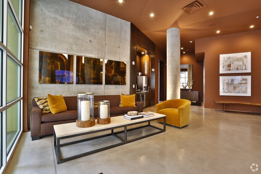 2785 N Speer Blvd, Denver, CO à louer - Hall d’entrée - Image 2 de 72