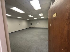 102-108 E Main St, Kingsport, TN à louer Photo intérieure- Image 2 de 6