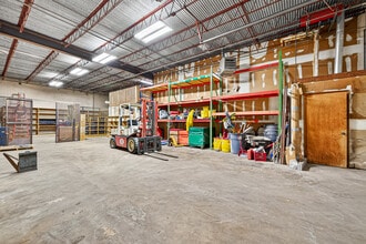 6315 Skyline Dr, Houston, TX for lease Interior Photo- Image 2 of 12