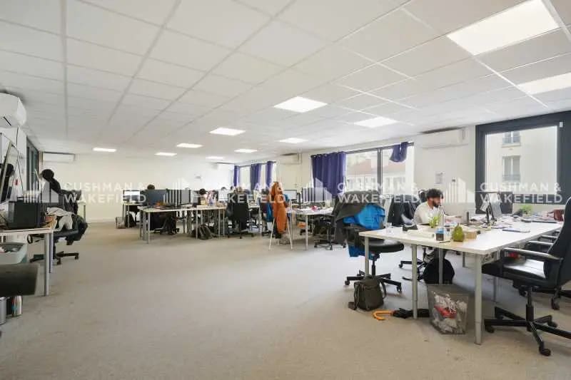 Bureau dans Levallois-Perret à louer - Photo intérieure - Image 3 de 14