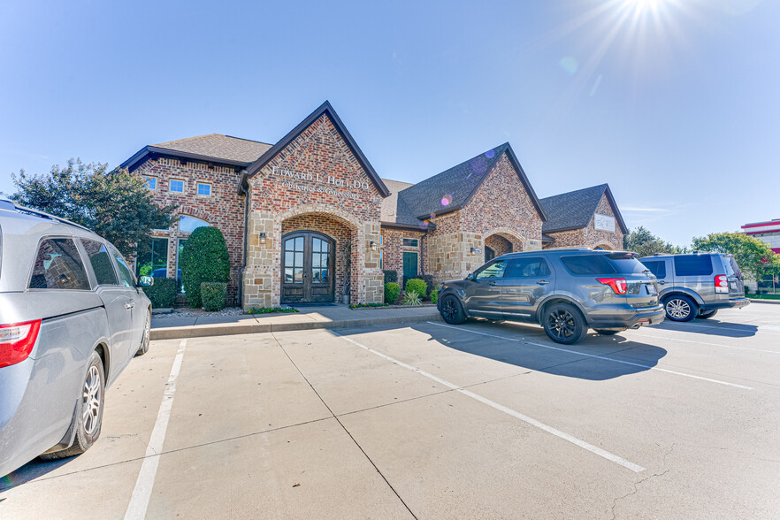 1795 N 77 Hwy, Waxahachie, TX for lease - Building Photo - Image 2 of 29