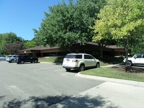 7650 Dixie Hwy, Clarkston, MI for lease Interior Photo- Image 2 of 9