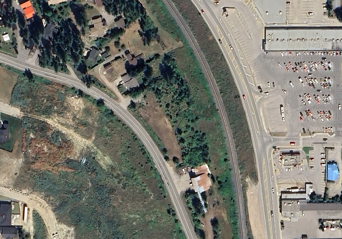 400 Valleyview Dr, Creston, BC à vendre Aérien- Image 1 de 2