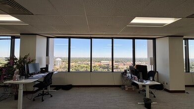 300 N Coit Rd, Richardson, TX for lease Interior Photo- Image 2 of 31