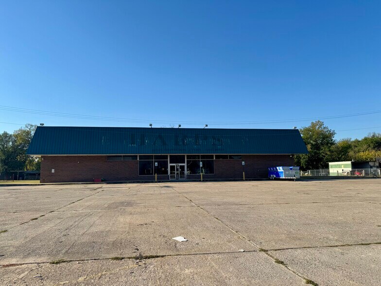 210 Main St, Noel, MO à vendre - Photo du bâtiment - Image 3 de 6