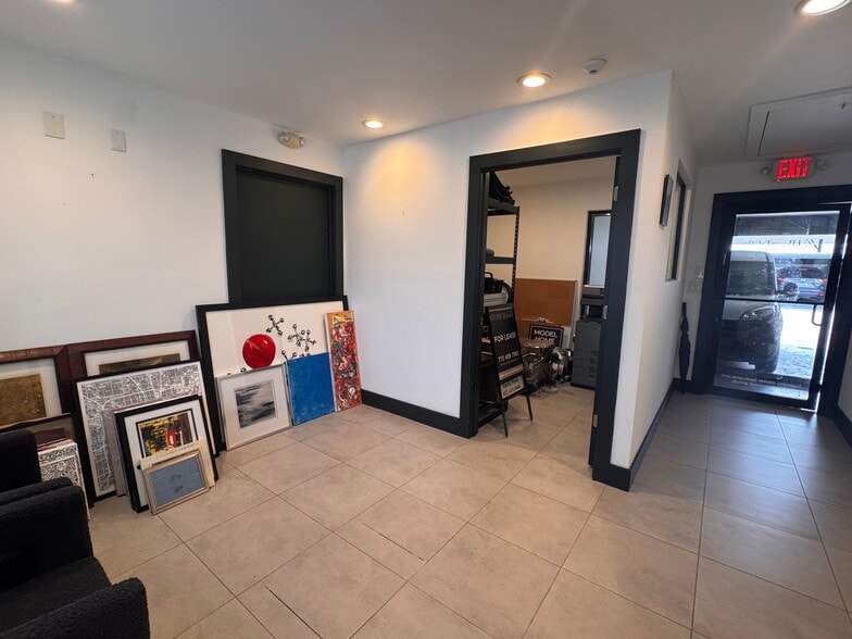 4739 Merwin St, Houston, TX for lease - Building Photo - Image 2 of 24