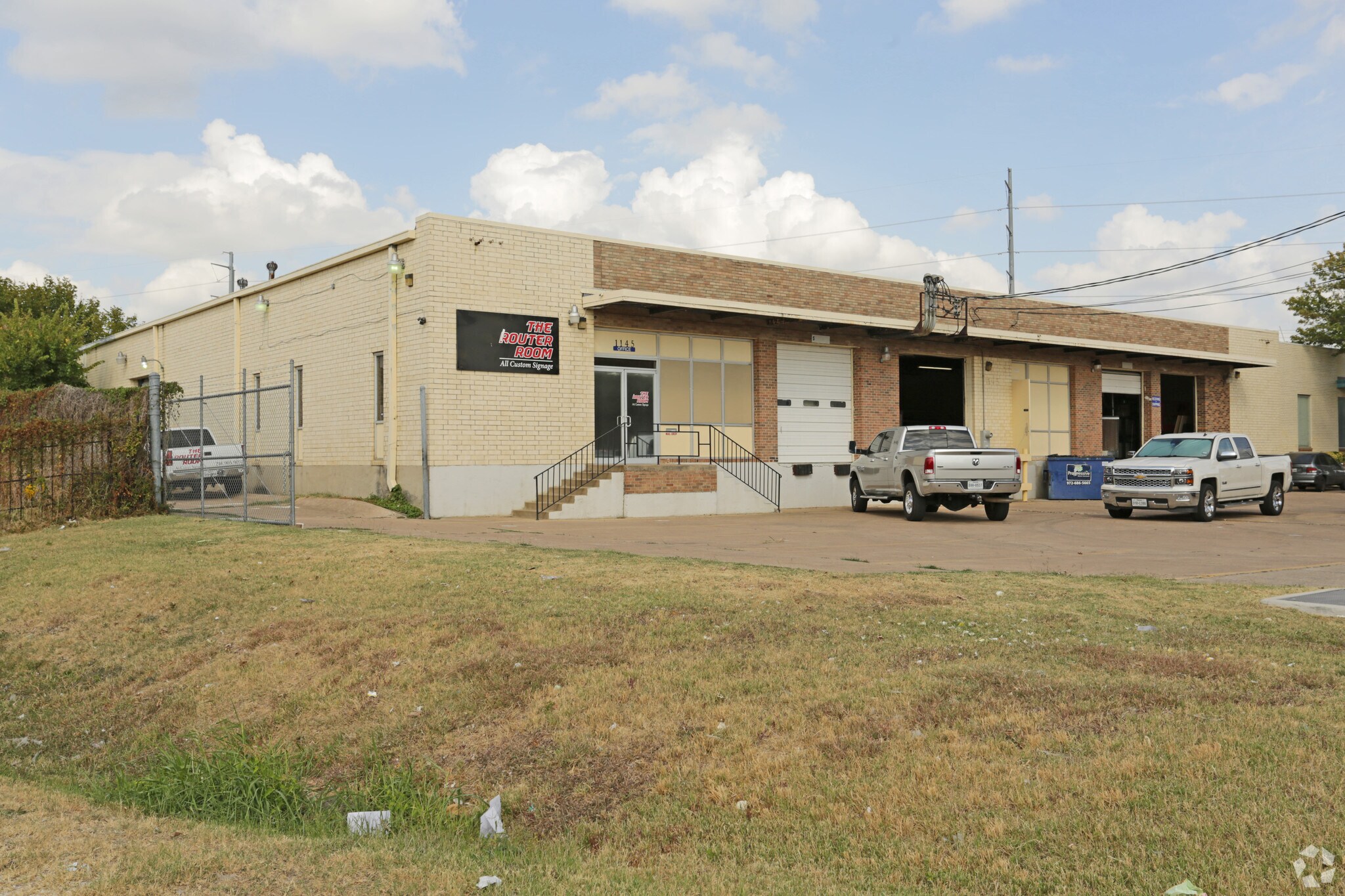 1145 Quaker St, Dallas, TX à louer Photo du bâtiment- Image 1 de 3